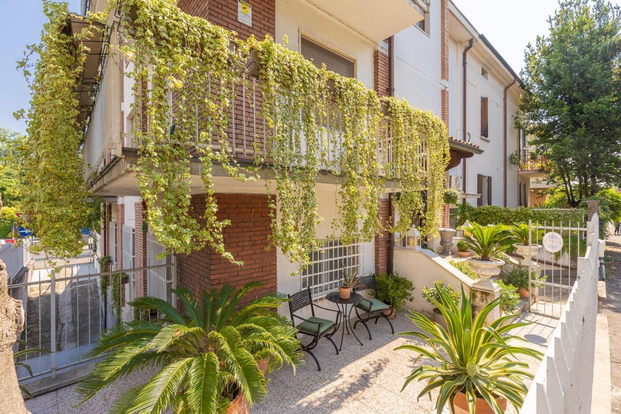 Crys: Apartments, Holiday, Business, Verde Верона Экстерьер фото