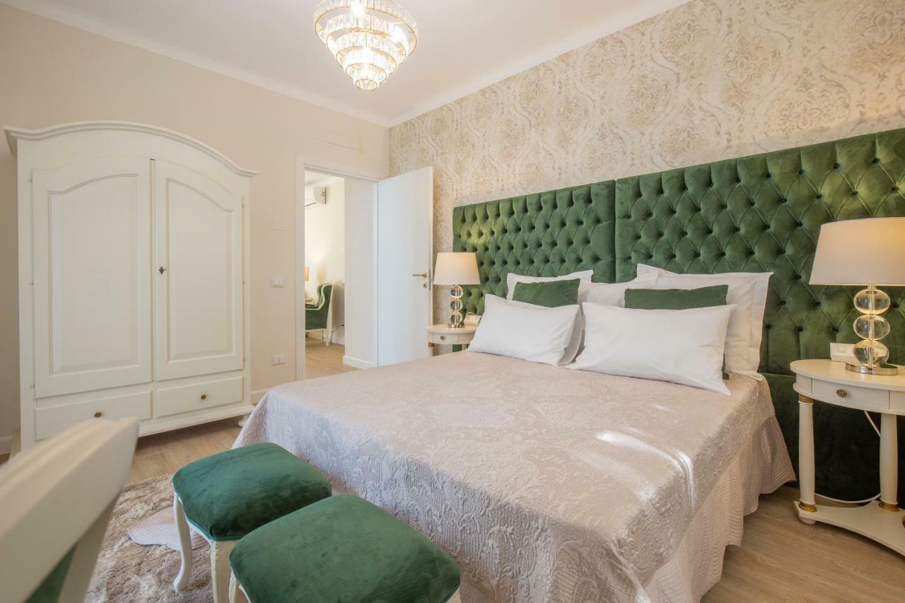Crys: Apartments, Holiday, Business, Verde Верона Экстерьер фото