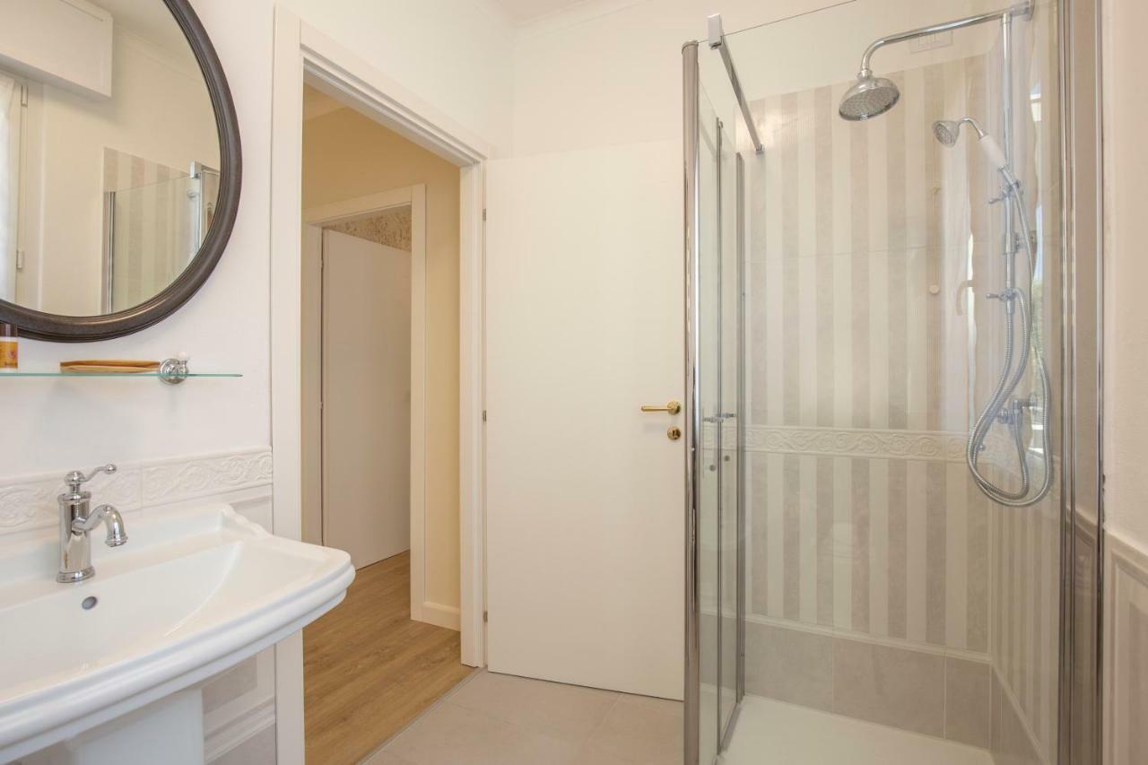 Crys: Apartments, Holiday, Business, Verde Верона Экстерьер фото